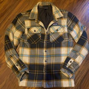 RARE!! Women’s Patagonia flannel jacket XS